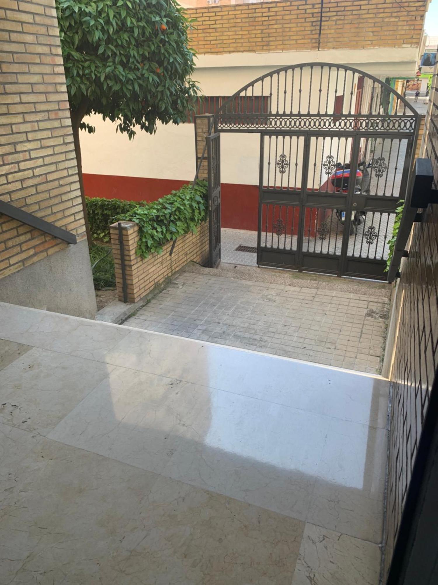 Amate Con Encanto Seville Exterior photo